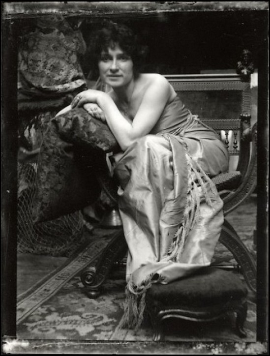 Alphonse Maria Mucha -Model , Studio du Val de grâce, Paris, 1899 © Alphonse Mucha Trust