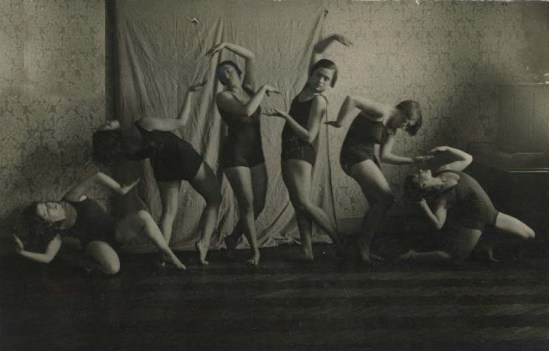 "Uncredited- Kállai Lilli iskolája 1920-30  School of  Lilli Kalla hungarian modern dance , 1920s" "Uncredited- Kállai Lilli iskolája 1920-30  School of  Lilli Kalla hungarian modern dance , 1920s 2" "Uncredited- Kállai Lilli iskolája 1920-30  School of  Lilli Kalla hungarian modern dance , 1920s 