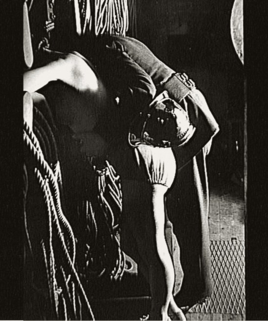 © Brassai -Le pompier de service aux Folies-Bergères-1932