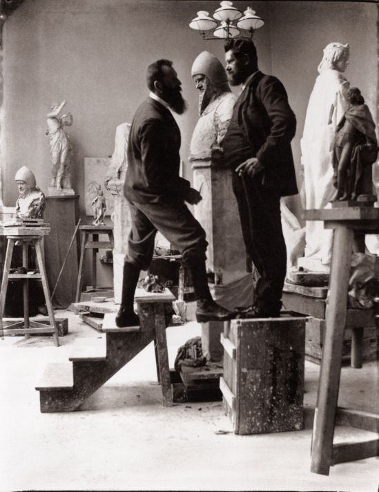 Heinrich Zille Künstlerkollegen und Ateliers,Artistes et studios Compagnons, Heinrich Zille est le modèle Août Kraus pour le buste de Wedigo de Plotho1900