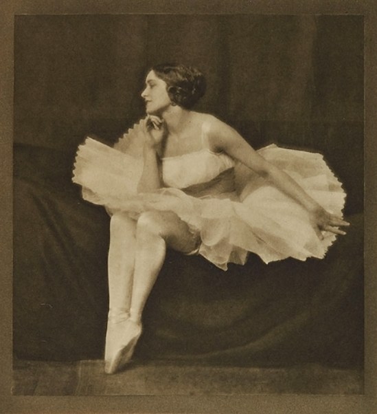 Henry Buergel Goodwin- Sylfid( Model jenny Hasselquist), 1917 from Photograms of the year, 1917-18 photogravure
