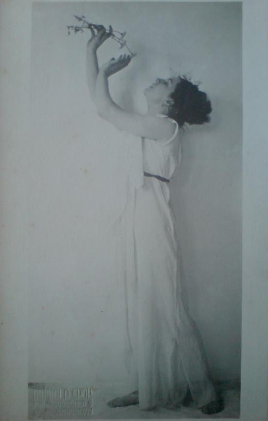 frantisek-drtikol-gzovska-olga-vladimirovna-russian-actress-1912