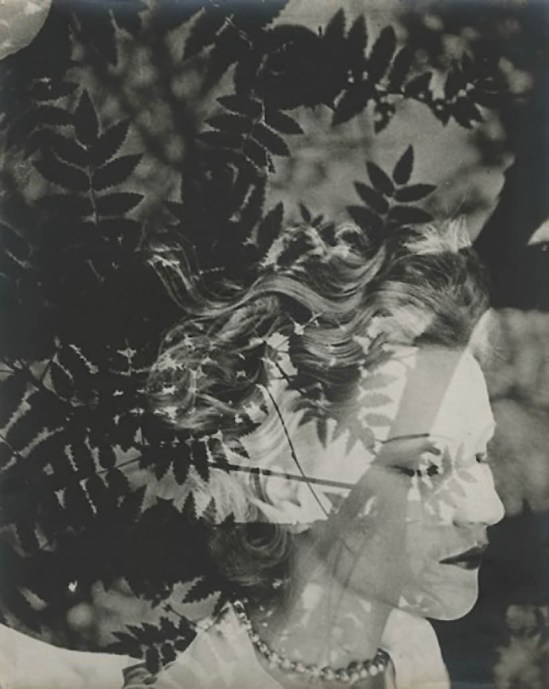 Josef Breitenbach- Annabella, 1933-39, Vintage gelatin silver print ©The Josef Breitenbach Trust.