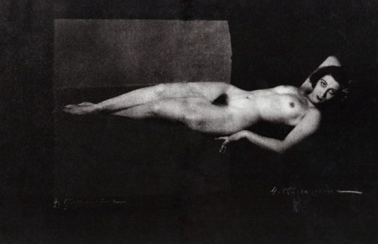 Albert Rudomine - Jeanne Hebuterne ( maitresse de Modigliani), 1917.(C) Albert Rudomine