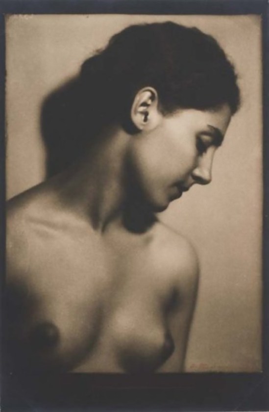 Albert Rudonime -Portrait de femme aux seins nus, années 1930 (C) Albert Rudomine