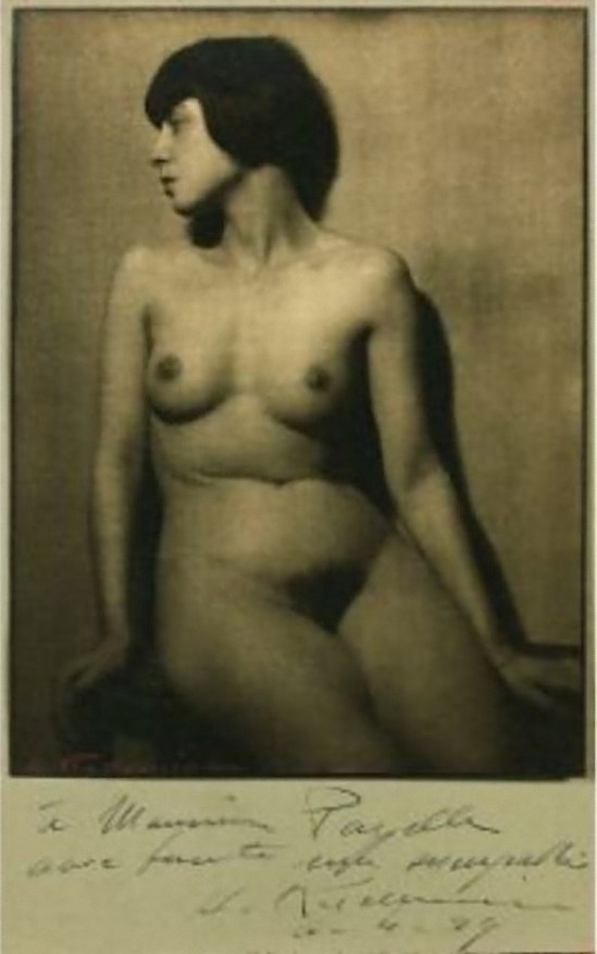 Albert Rudonime - Nu féminin assis, tête de profil, 1929 (C) Albert Rudomine