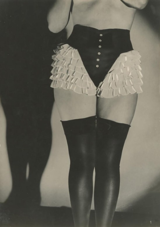 Roger Schall- Etude publicitaire pour de la lingerie Diana Slip (Lingerie advertisement for Diana Slip), 1933