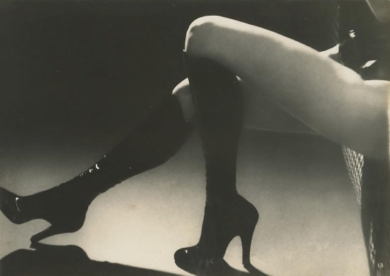 Roger Schall- Etude publicitaire pour de la lingerie Diana Slip (Lingerie advertisement for Diana Slip), 1933 