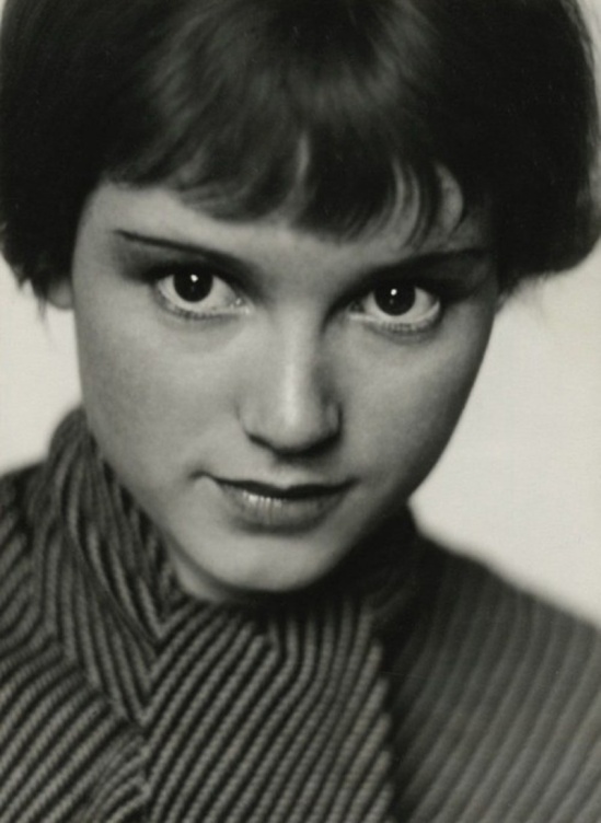 Trude Fleischmann - Dolly Haas, 1935