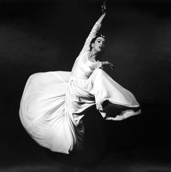 Barbara Morgan-Martha Graham -Letter to the World (Swirl), 1940 - gelatin silver print on paper (Smithsonian)