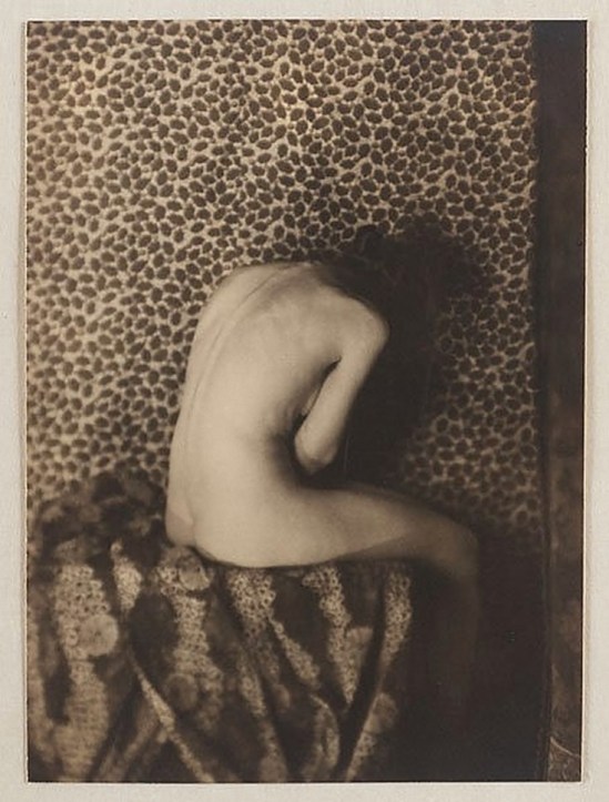 Karl F. Struss   Untitled, From the Series, The Female Figure , 1917 published in Karl Struss. From 48 photographs of the female 
