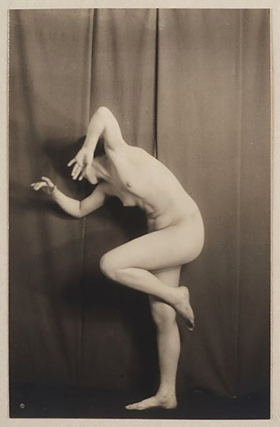 Karl F. Struss   Untitled, From the Series, The Female Figure , 1917 published in Karl Struss. From 48 photographs of the female 