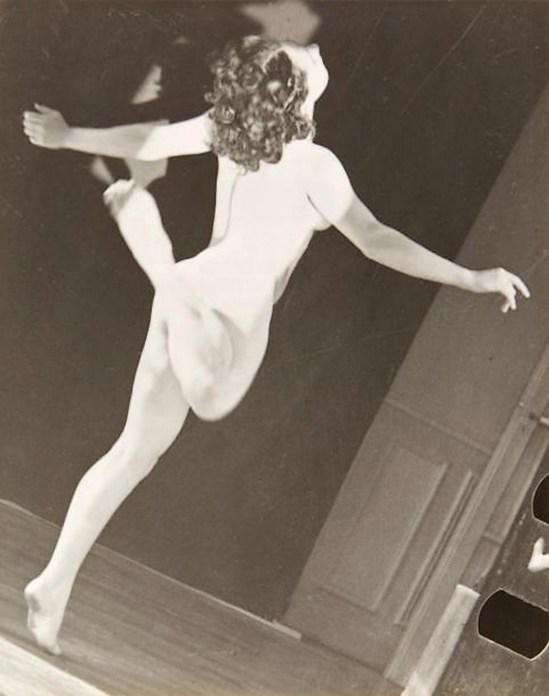 André Steiner- Sans titre, Nu dansant, 1934.( from C. Bouqueret ,André Steiner, L'homme curieux, Ed. Marval, Paris, 1999)