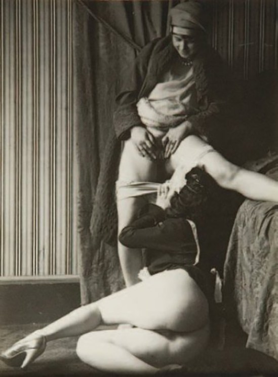 Monsieur X - les deux amies 1930