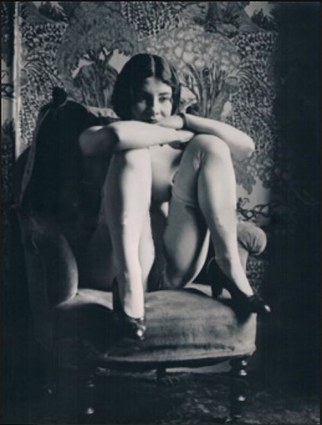 Monsieur X -Sur la chaise 1930 