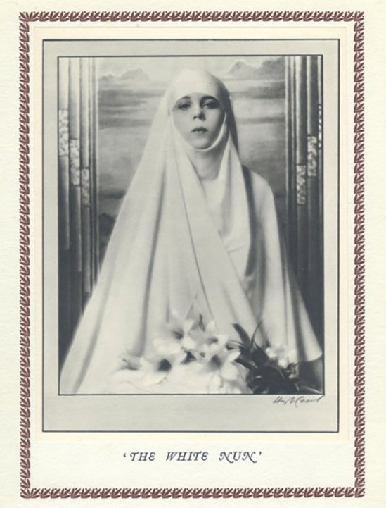 Hugh Cecil- nonne,, héliogravure , 1926