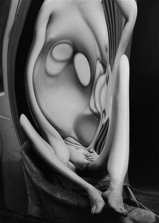 André Kertész - Distortion # 117, 1933