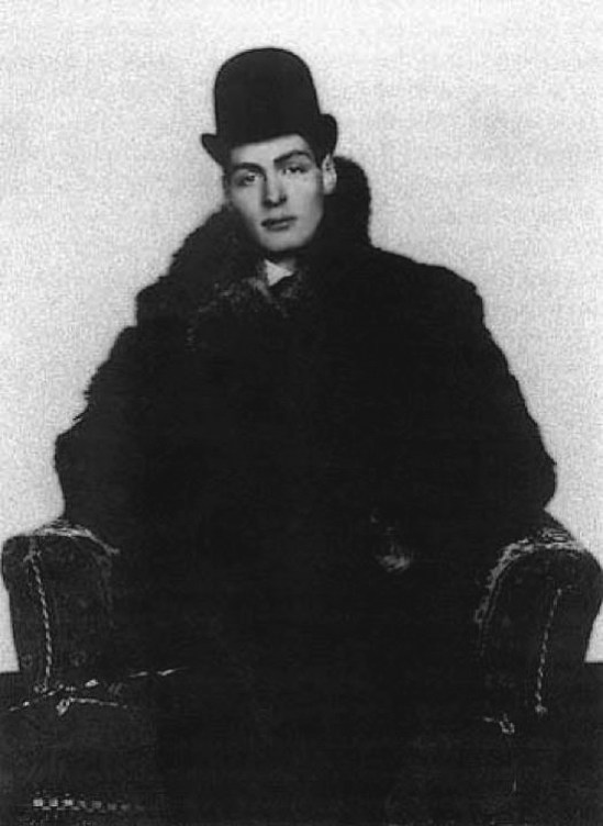 photographer Unknow- Arthur Cravan- nd.