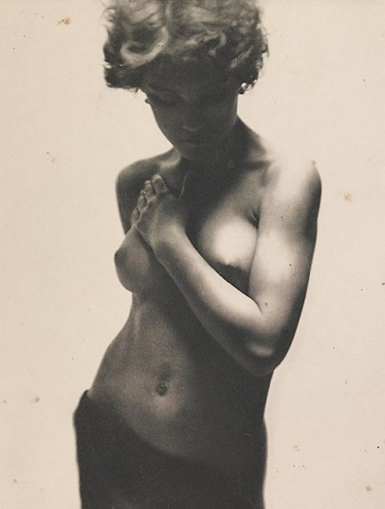 František  Drtikol - ,from  Les Nus de Drtikol, Plate XVIII, Edtion Librairie des art décoratifs, Paris, 1929 