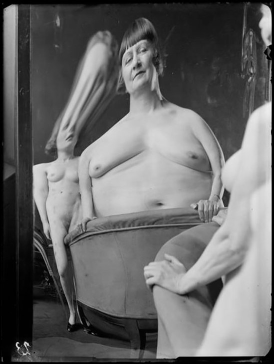 André Kertész -  Distortion #  23 , 1933