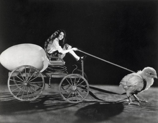 Underwood & Underwood-Mary Philbin on Chick-Drawn Cart Original caption by Rather Novel, nd © Underwood & Underwood- Corbis.
