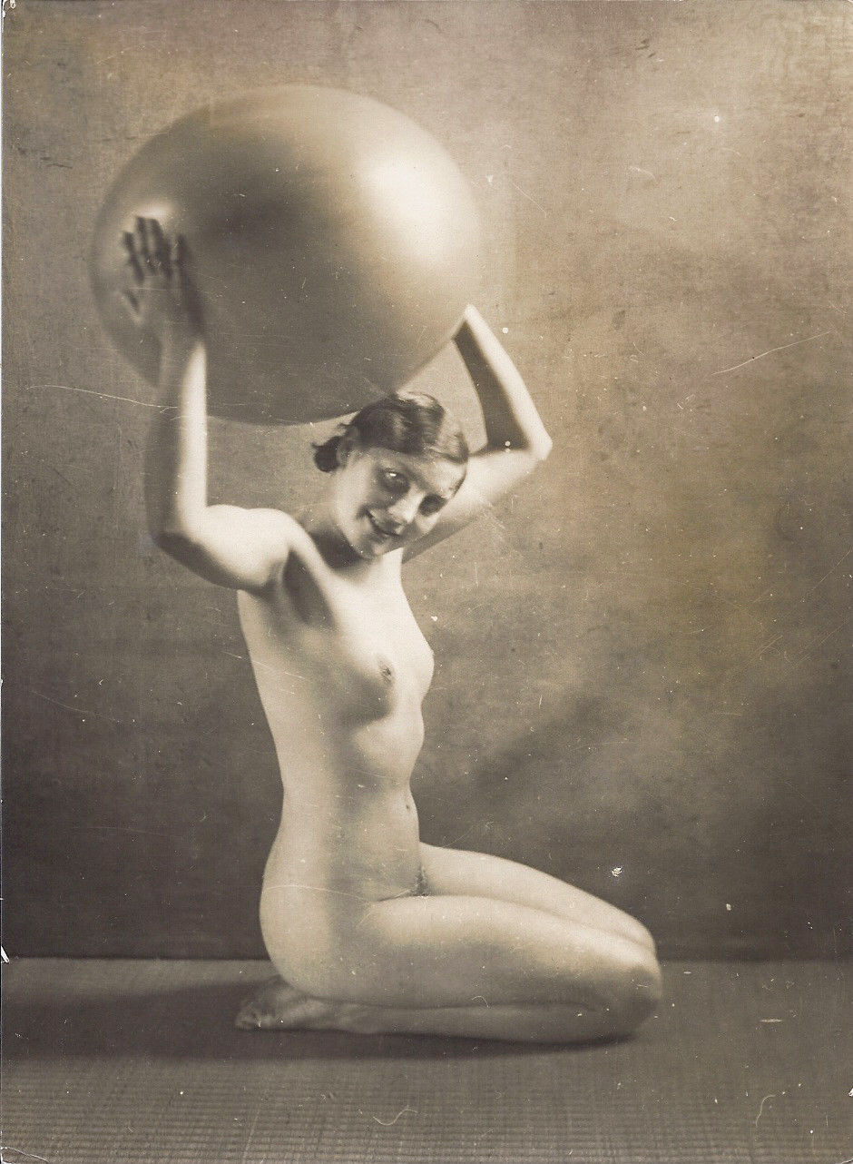 Bernard Leedham (British) -Vintage nude study -Gelatine silver print, 1929 