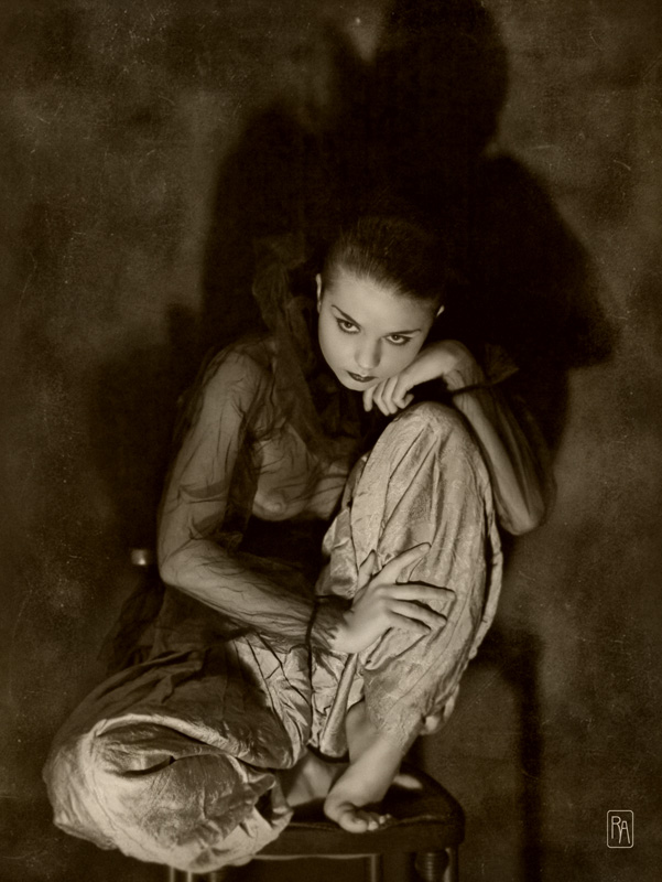 Retroatelier - serie Pierrot, Model irenka, 2009