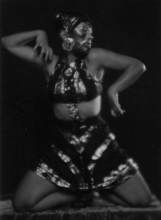 Hilde Holger, in Javanische Impression , Wien 1931. by Martin Imboden 