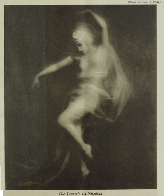 Roberto Baccarini & Angelo. O.T. Porta- Weiblicher Akt. Etwa 1935