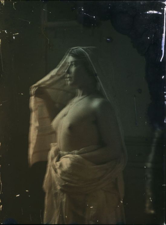 Ernest-Louis Lessieux ffemme drapé , apres 1907© Alienor.org, Le musée de l'île d'Oléron