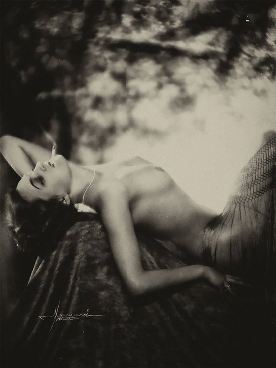 Atelier Manassé- Femme fumant, 1928